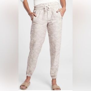NWT Athleta Cabo linen jogger camo